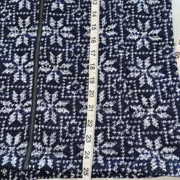 Talbots Navy Blue Nordic Fair Isle Snowflake Sweater Vest Fur Trim Hood Zip Up - Picture 10 of 13